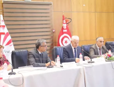 Dans le cadre de la mise en œuvre de ses orientations stratégiques visant à assurer le stock stratégique des produits de base, à développer le système de stockage et de distribution et à moderniser les mécanismes d’intervention sur le marché, le samedi 13 juin 2026